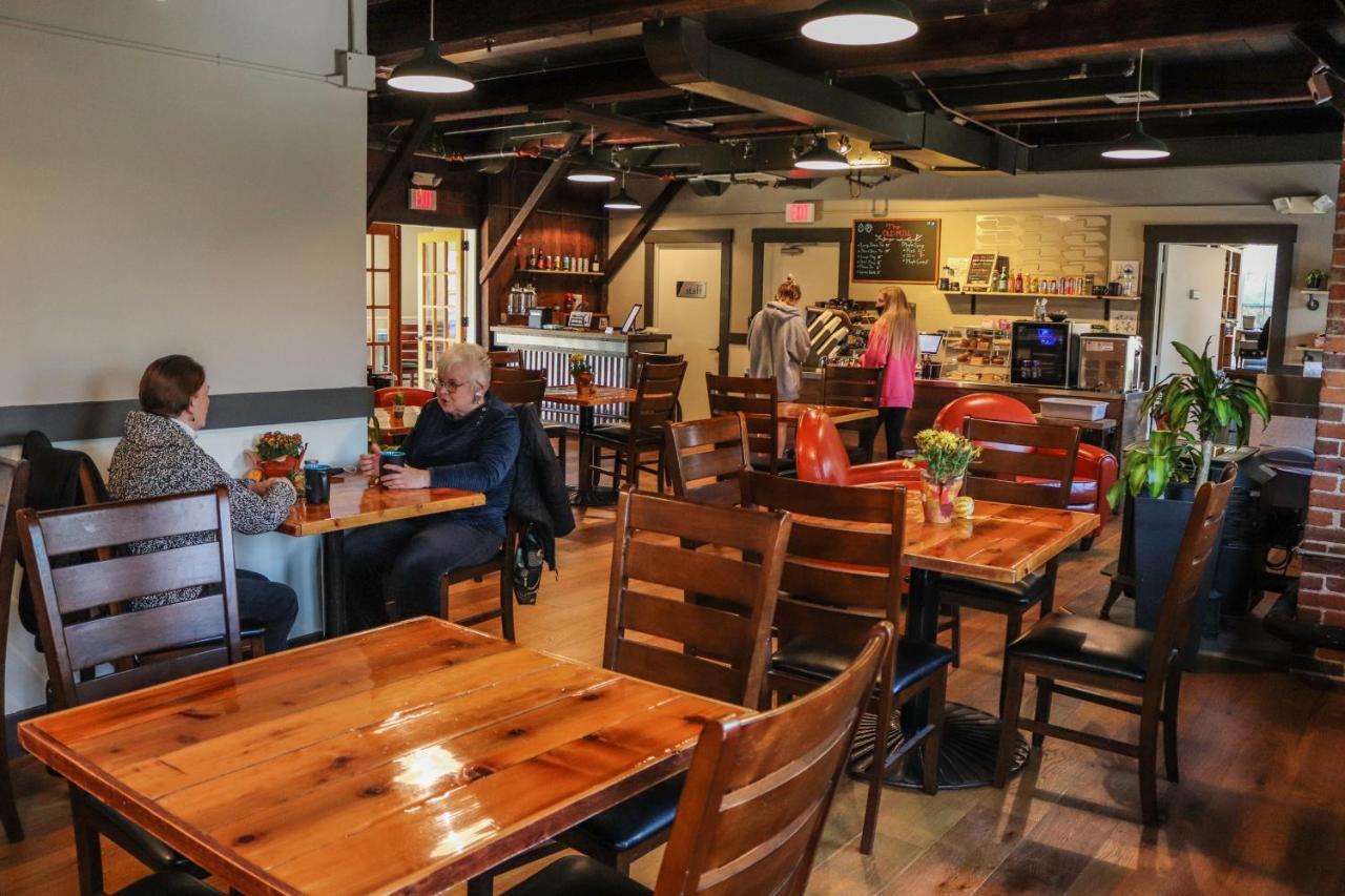 Hatfield Old Mill Inn מראה חיצוני תמונה